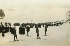 Augsburg-Leitershofen, Rodel-und Skibahn bei der Gaststätte "Nervenheil" um 1910, Sicht ins Tal