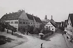 Augsburg_Fuggerbau_mit_Herrnstrasse_1910_800