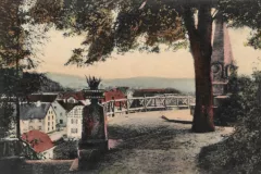 Saulgau Schillerdenkmal mit Linde 1912