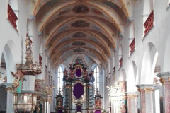 kirche gesamt innenansicht