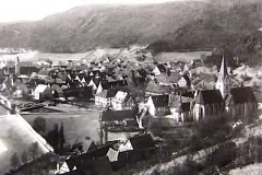 xBlaubeuren_von_Norden_mit_dem_Kloster_im_Vordergrund_um_1900_800