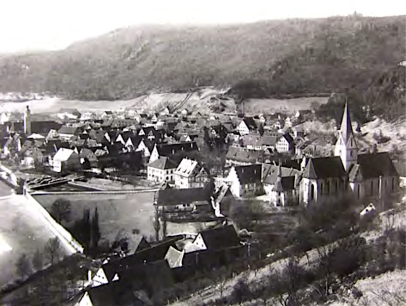 xBlaubeuren_von_Norden_mit_dem_Kloster_im_Vordergrund_um_1900_800
