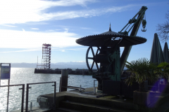 Kran_mit_Turm_Friedrichshafen_800