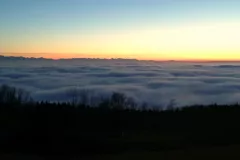 Hoechsten_Abendrot_mit_Nebel_800