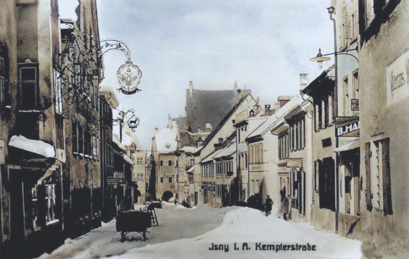 Isny_Kempterstrasse_von_oben_im_Winter_coloriert_800