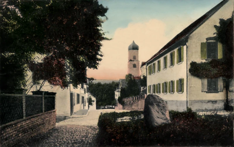 Isny_Partie_in_der_Kirchstrasse_mit_Blick_auf_die_Kirche_1913_800