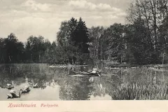 Krauchenwies_Parkpartie_mit_Boot_1909_800