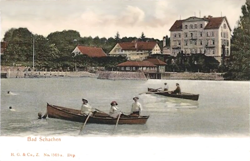 1906_Bad_Schachen_Ruderboote_vor_dem_Ort_800
