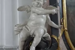 Messkirch_Schlosskirche_St_Martin_Innen_Putto_800h