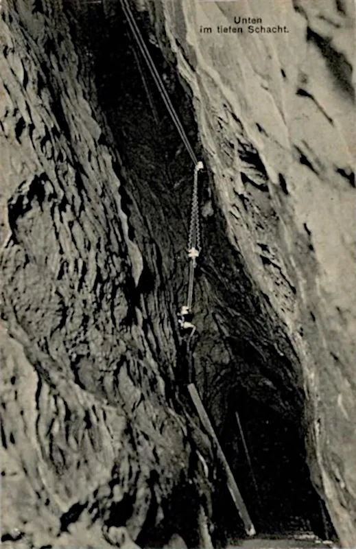 Obermaiselstein Sturmannshoehle, Unten im schiefen Schacht um 1918