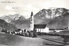 Pfronten-Berg_Totalansicht_mit_Schlicke_und_Rossberg_1910_800