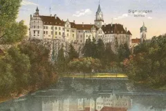 Schloss von der Donau her 1918