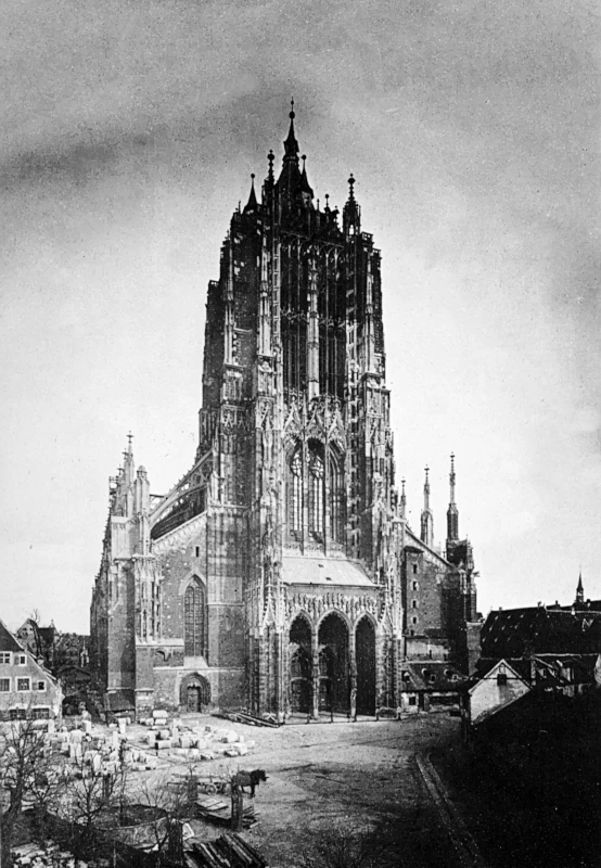 Ulmer_Muenster_Fotografie_Paul_Sinner_vor_Vollendung_des_Turmes_1876_800
