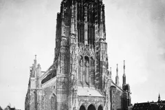 Ulmer_Muenster_Fotografie_Paul_Sinner_vor_Vollendung_des_Turmes_1876_800