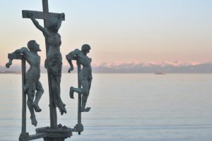 Die drei Kreuze - am Steg zur Insel Mainau 
